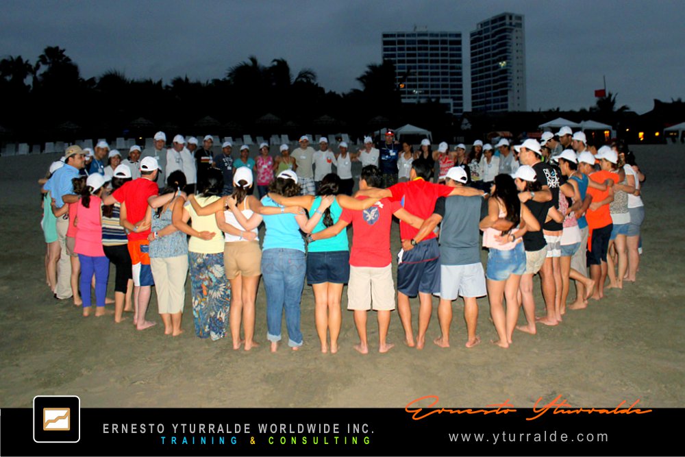 Team Building Ecuador | Experiencias outdoor de integración empresarial en Quito
